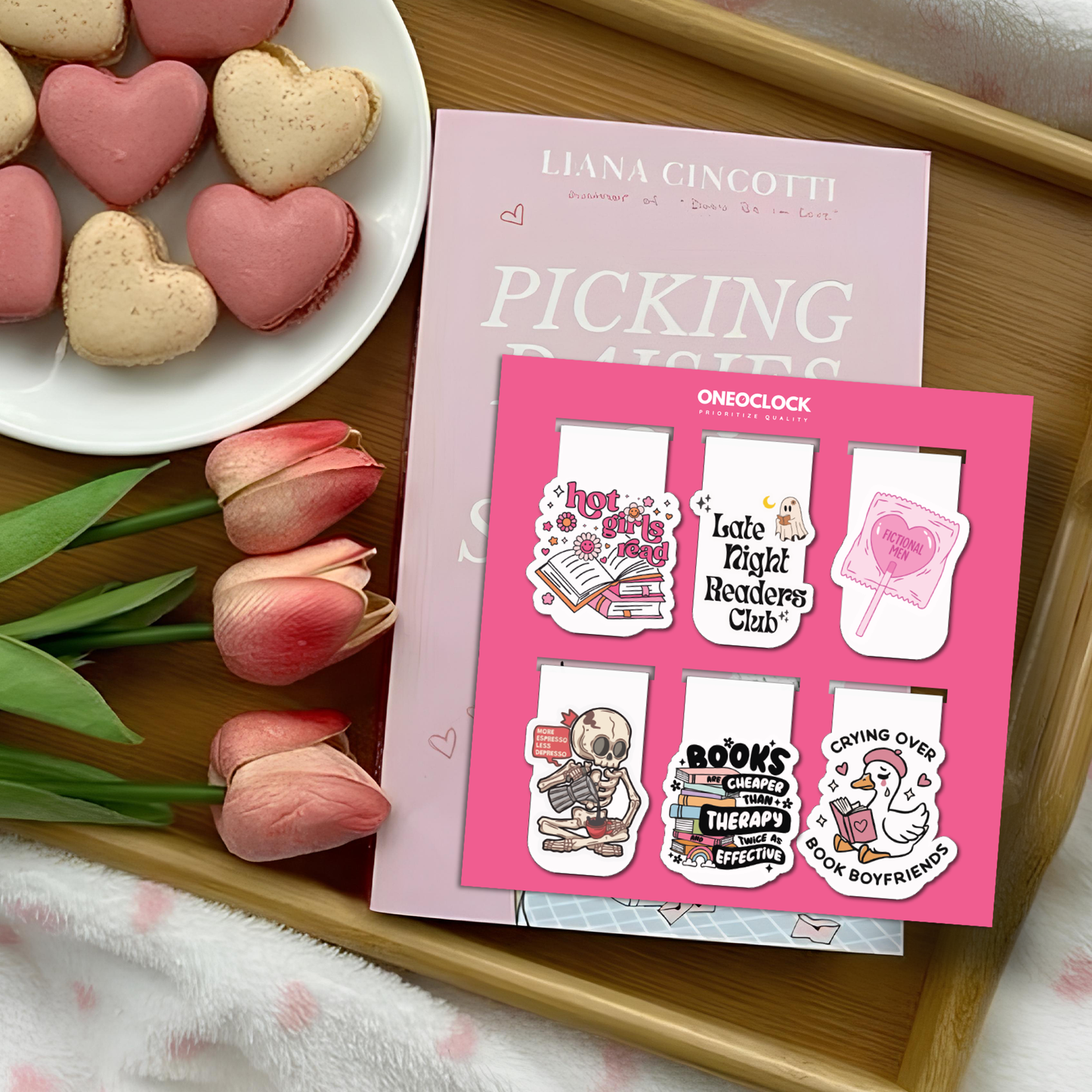 Hot Girls Read β Magnetic Bookmark Set of 6
