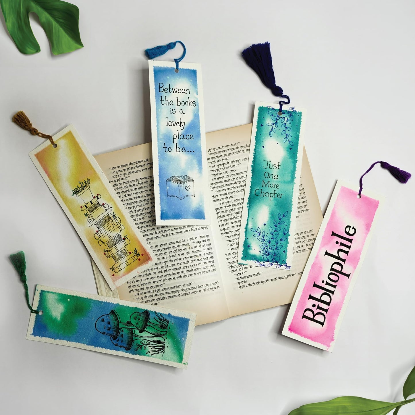 Bookmark Watercolor Paper, 300 GSM, 18 x 5 CM, Cold Press, Texture, DIY Bookmark, Acid Free, Non-Toxic (24)