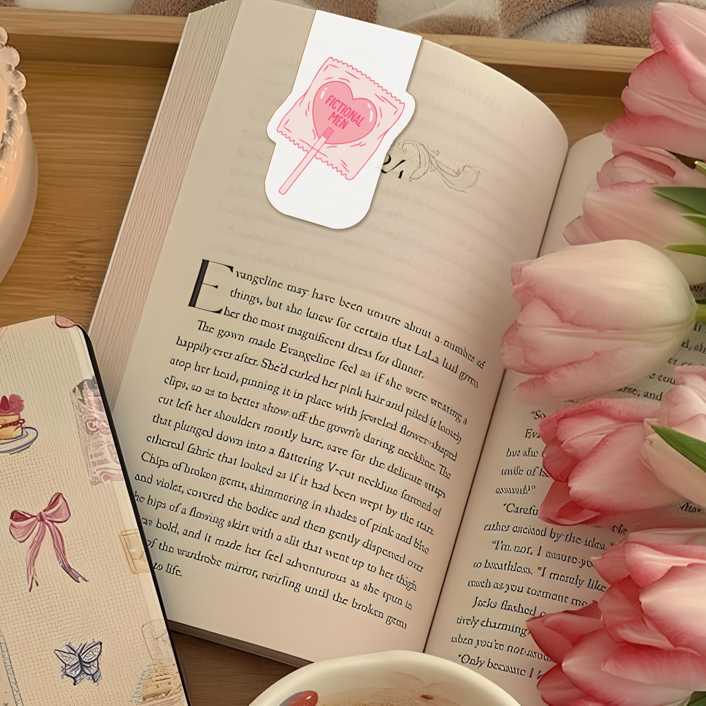 Booklover’s Deluxe Reading Gift Box | Cute Magnetic Bookmarks + A6 Notebook + Scented Candles + Index Tabs